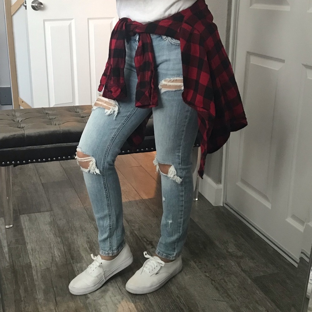SASHA DISTRESSED LOW RISE DENIM JEANS - Picture 2 of 5